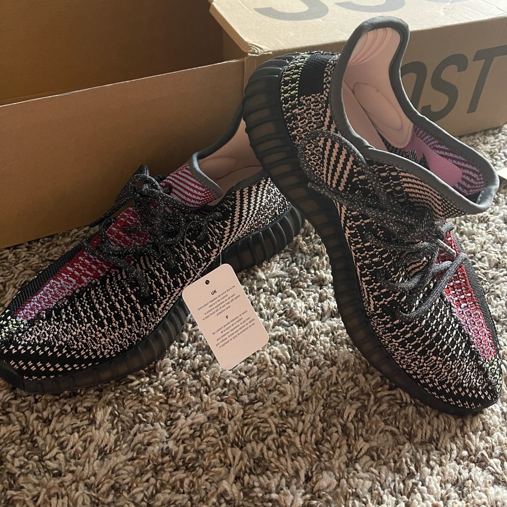 Yeezy Boost 350 V2